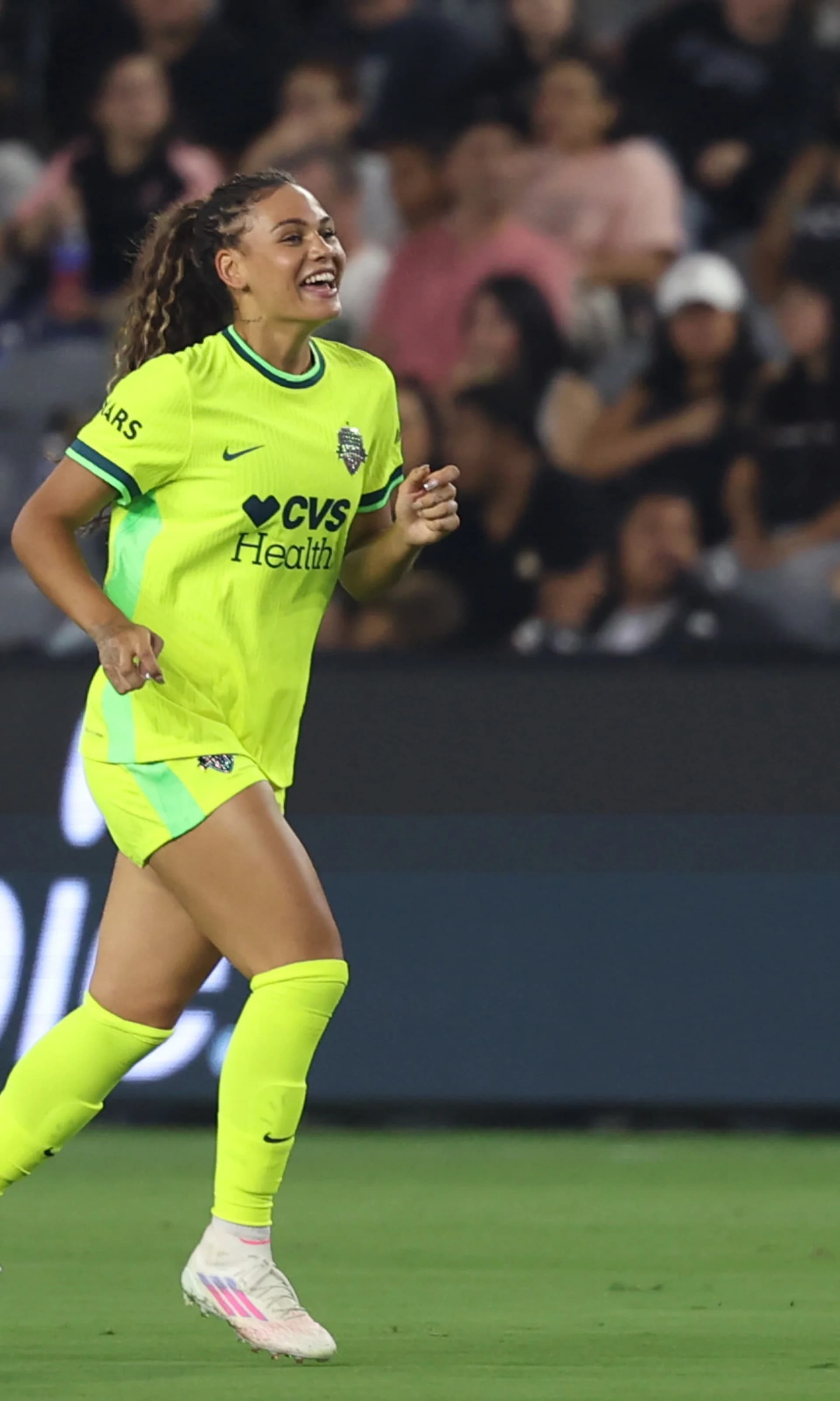 Washington Spirit and Star Trinity Rodman Agree to Landmark New Contract